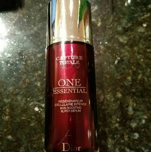 One Essential Skin Detoxifying Booster Serum